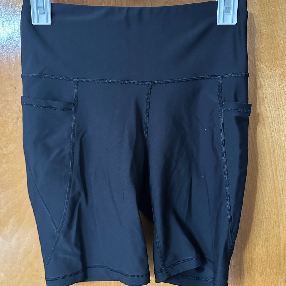Old Navy Women's Black Bike Shorts